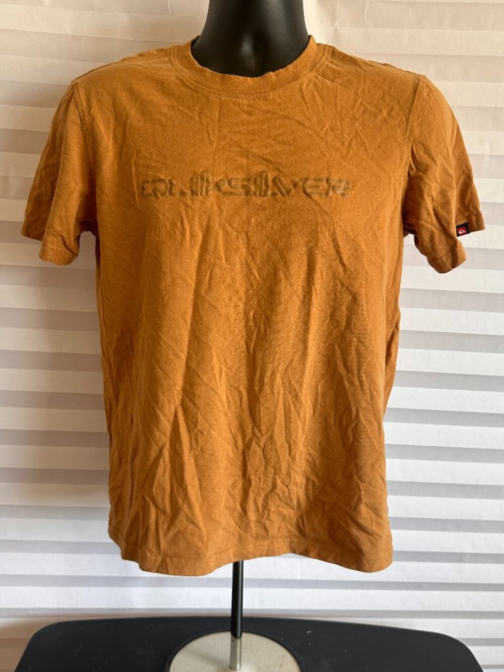Quiksilver Mens Graphic T-Shirt Size Small S Short Sleeve Surf Skater Tee
